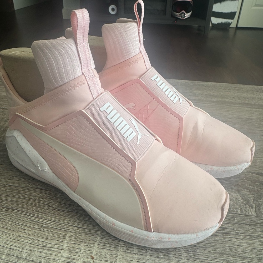 Puma Light Pink high tops 7.5